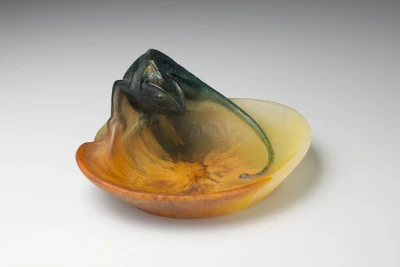 Glass Chameleon bowl